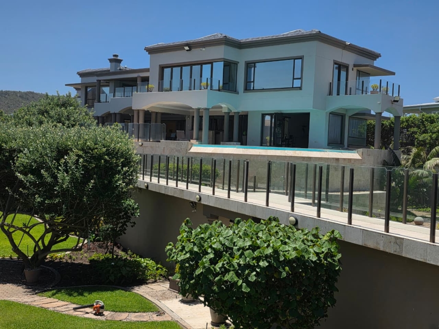 6 Bedroom Property for Sale in Myoli Beach Western Cape